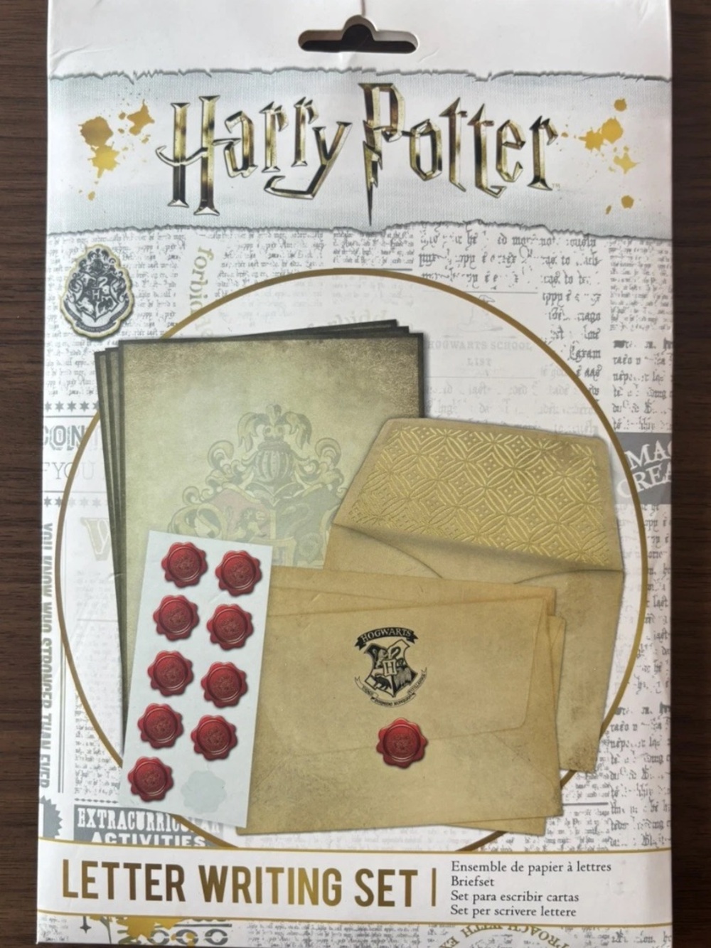 Harry Potter Hogwarts Letter Writing Set Stationery Kit Paper Envelopes Stickers